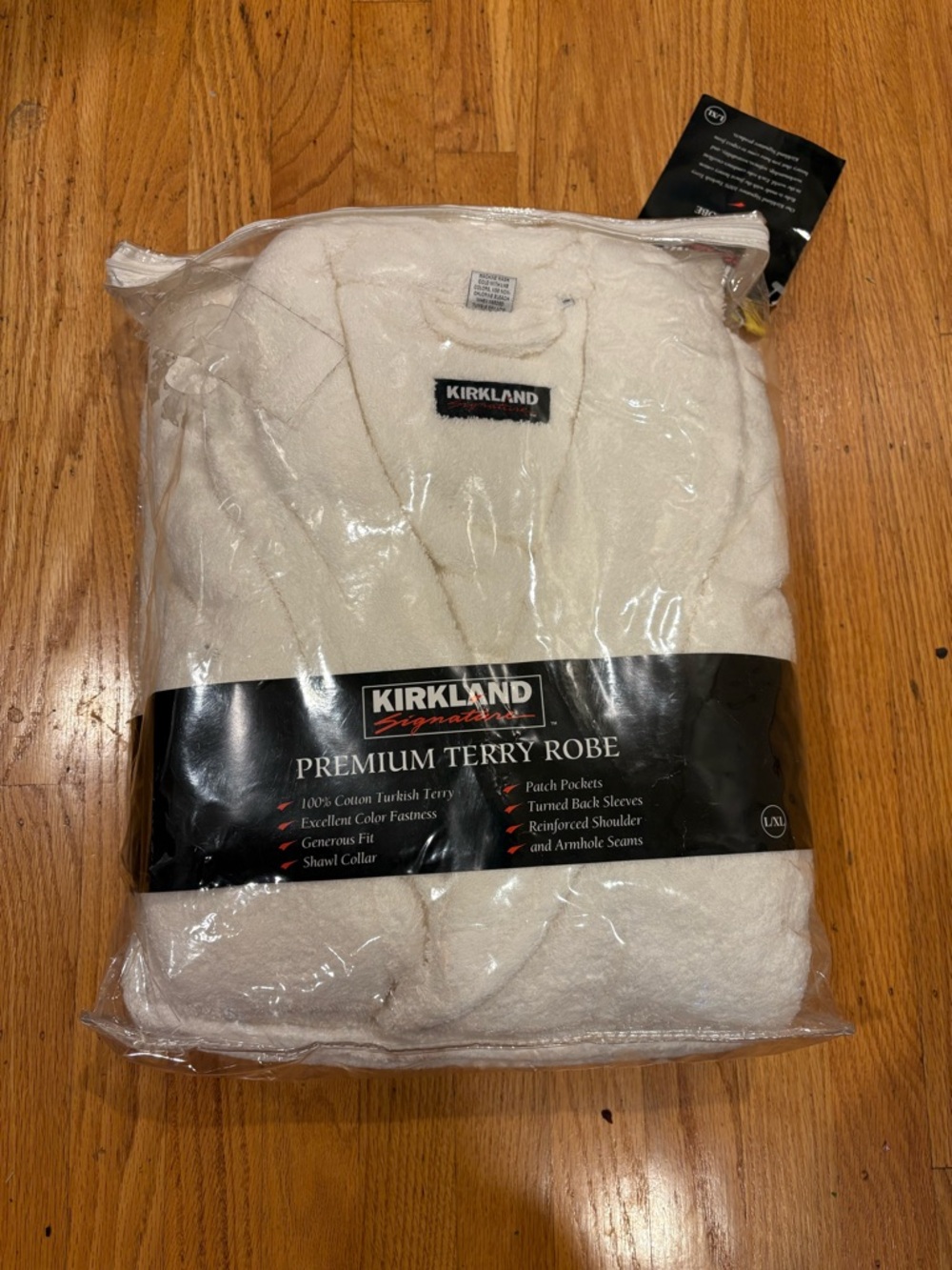 Kirkland Signature Soft Turkey Terry Bathrobe - Off-White size L/XL  NWT